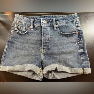 Old Navy High-Rise O.G. Straight Jean shorts